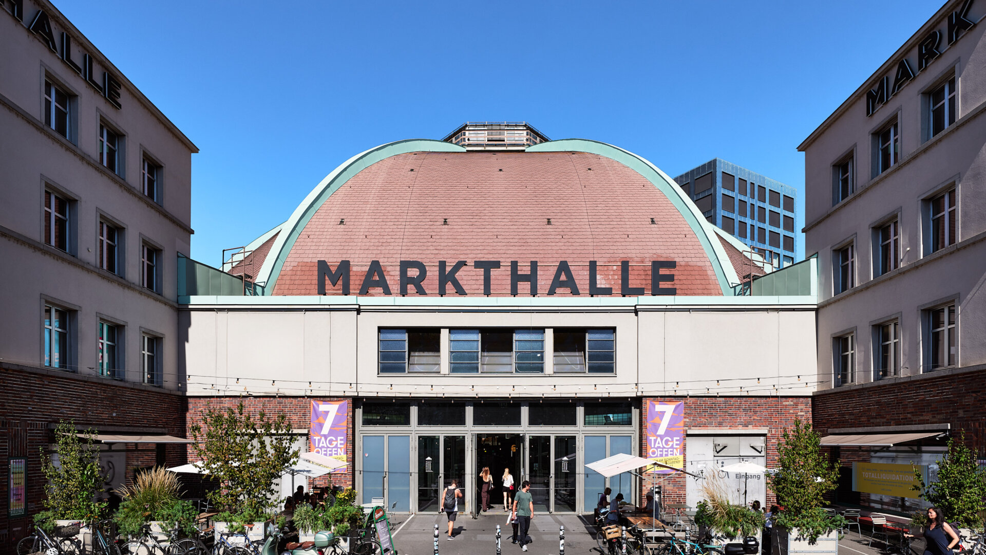 Markthalle-aussen&copy;Samuel_Bramley